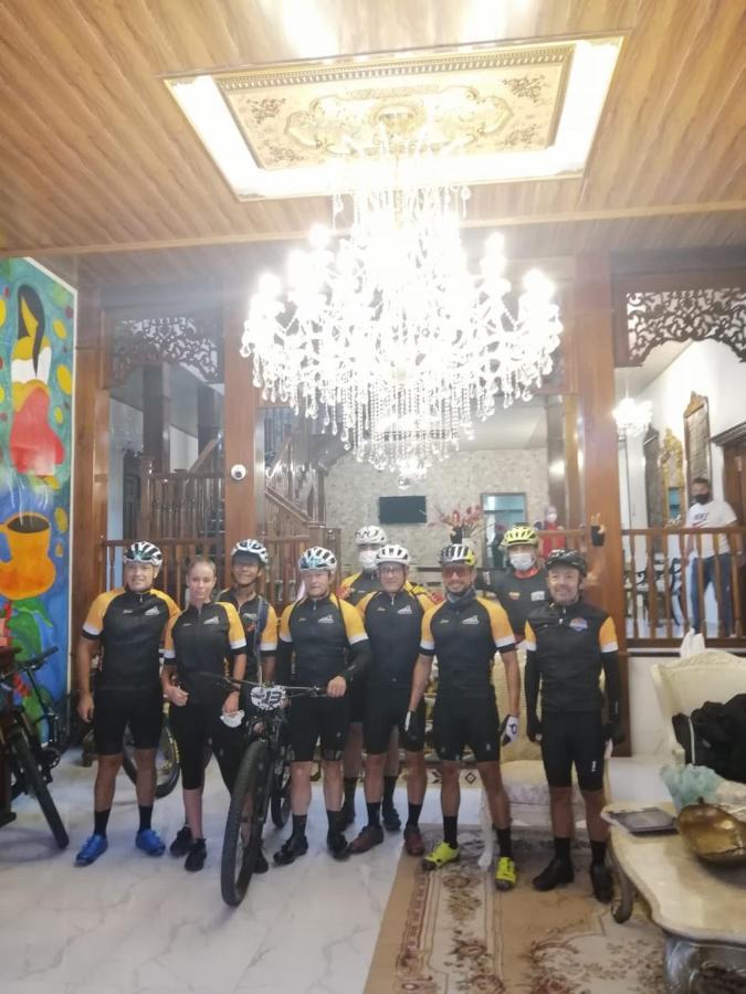 Salamina Highs Otel Dış mekan fotoğraf
